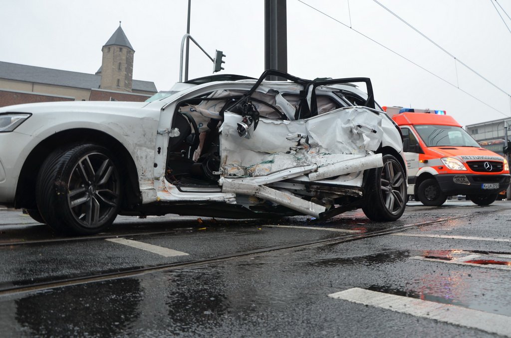 VU PKW Strab Koeln Mitte Pipinenstr Kleine Sandkaule P81.JPG - Miklos Laubert